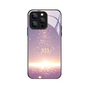 Unieke glazen backcover voor de iPhone 13 Pro met de spirituele kracht van 333