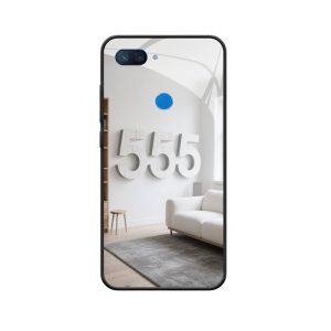 Xiaomi Mi 8 Lite Hoesje met Engelengetallen 555 - Houten Harmonie in Witte Ruimte