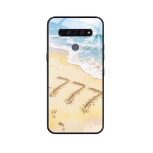 LG K61 Hoesje en de romantiek van engelgetallen 777 op het strand