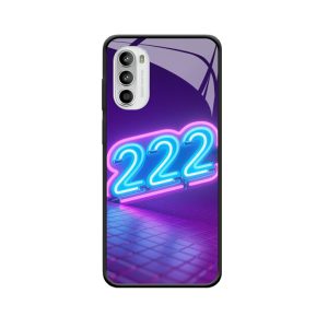 Cyberpunk met Moto G52 en Engelgetallen 222