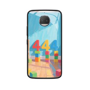 Speelse wereld: Moto G5S Plus en engelgetal 444 op creatieve reis
