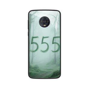 Mysterieus bos: Moto G6 Plus en engelgetal 555 natuur symbool