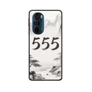 De poëzie van engelgetal 555 in inktlandschap: Motorola Edge 30 Pro
